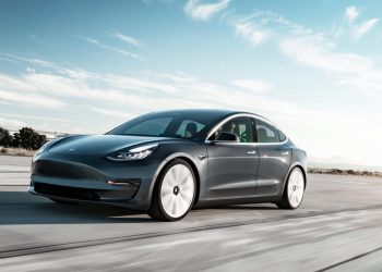 découvrez les opportunités d'investir dans tesla en 2025. analyse des tendances du marché, prévisions de croissance et conseils pour maximiser votre retour sur investissement dans le leader de l'électromobilité.