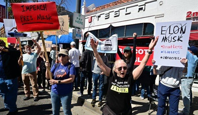 découvrez les stratégies innovantes de musk pour tesla, qui transforment l'industrie automobile et propulsent la marque vers de nouveaux sommets avec des technologies durables et des visions audacieuses.