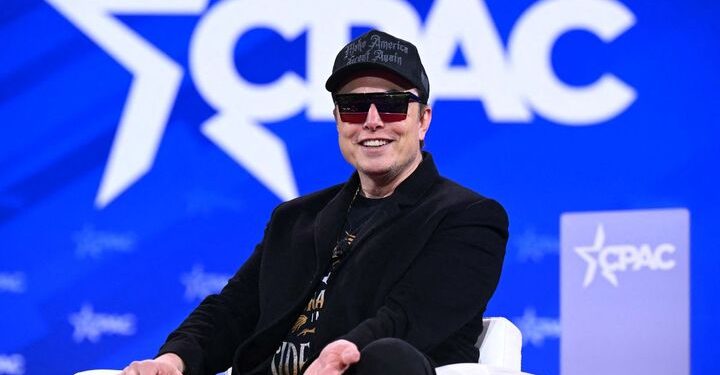 découvrez pourquoi les ventes de tesla sont en déclin dans la plupart des pays, sauf dans un qui affiche une croissance surprenante. analyse des facteurs clés et des performances du marché.