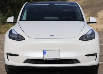 Les robotaxis de Tesla prennent d&rsquo;assaut de nouvelles routes, mais pas tout à fait comme on l&rsquo;imaginait