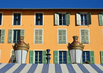 Réduire vos coûts d&rsquo;assurances à Nice : astuces et conseils pratiques