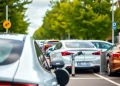 Pourquoi certaines compagnies offrent des tarifs plus bas pour les voitures électriques en assurance auto